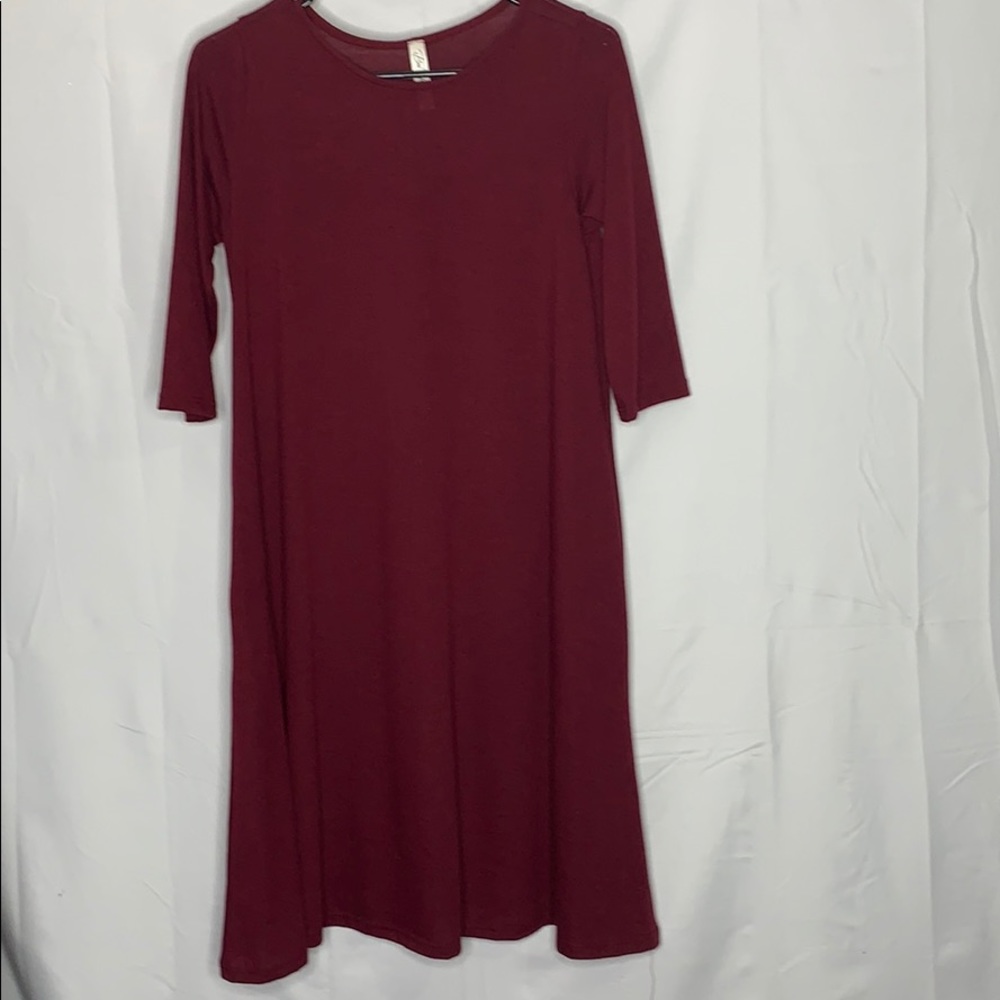 Bee Unique 3/4 sleeve knee length dress